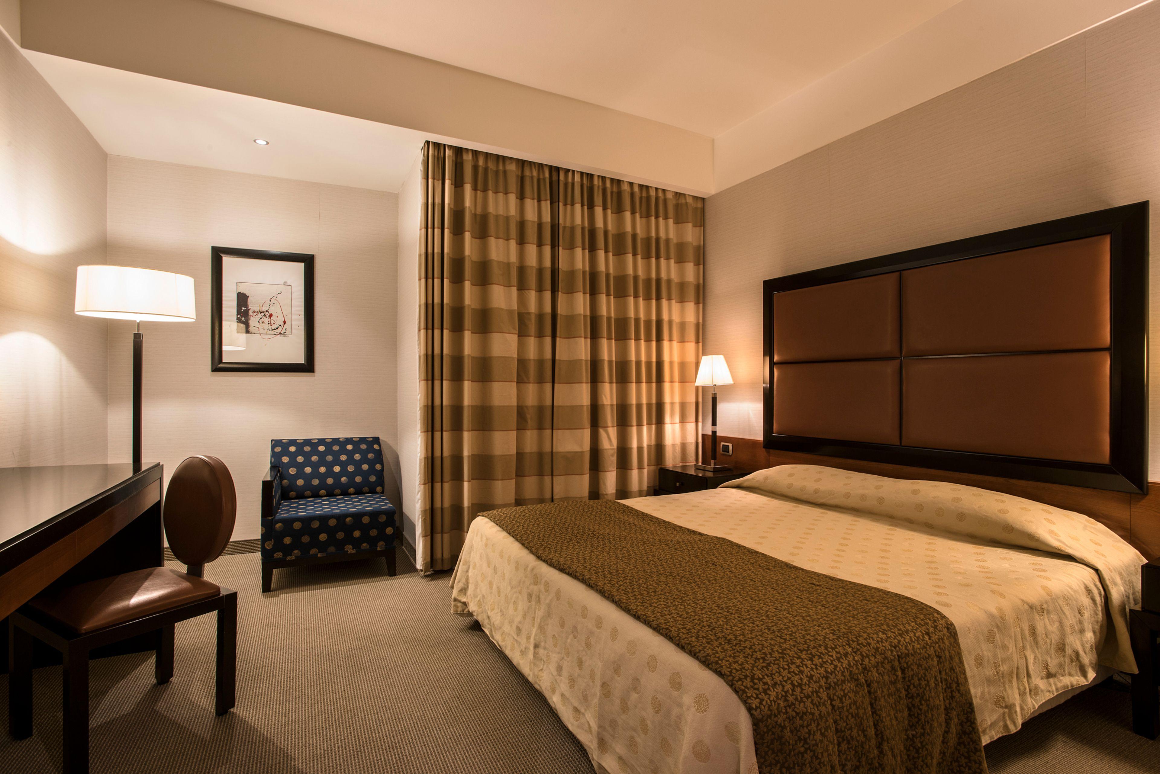 Flyon Hotel & Conference Center — Photos 3